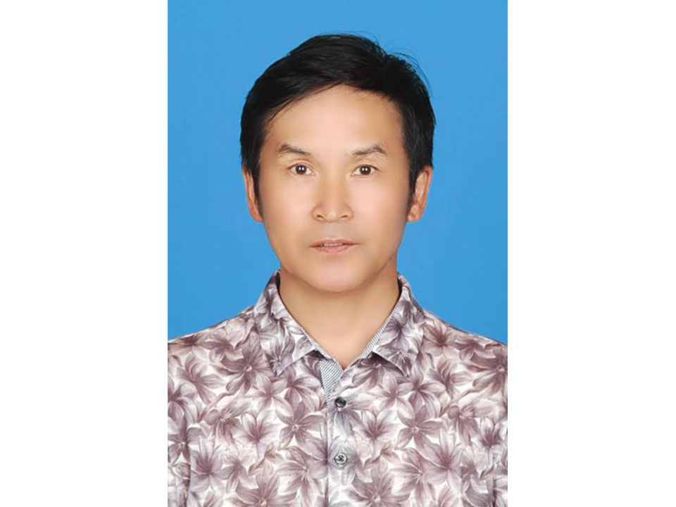 李瑞延  博士 物理化学专业教授